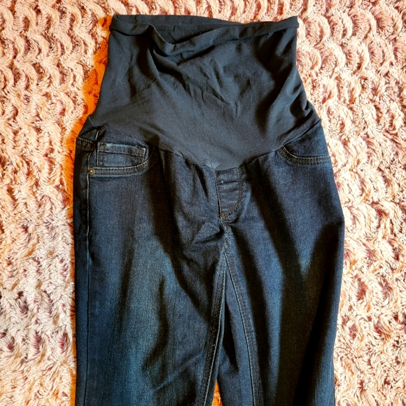 Maternity Jeans - Picture 2 of 3